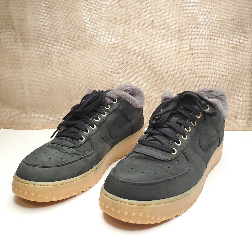 Nike Air Force 1 PRM Winter Sherpa Black Pre-Owned